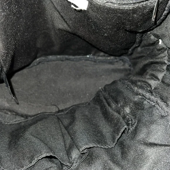 Kenneth Cole Reaction quilted mine backpack EUC - Picture 11 of 14